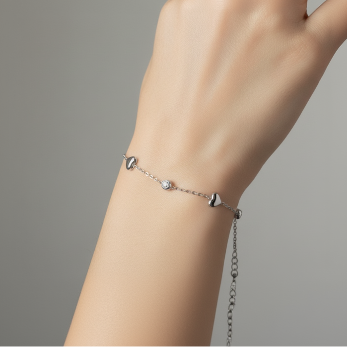 Valentina — Polished Heart & Round Cut Bracelet