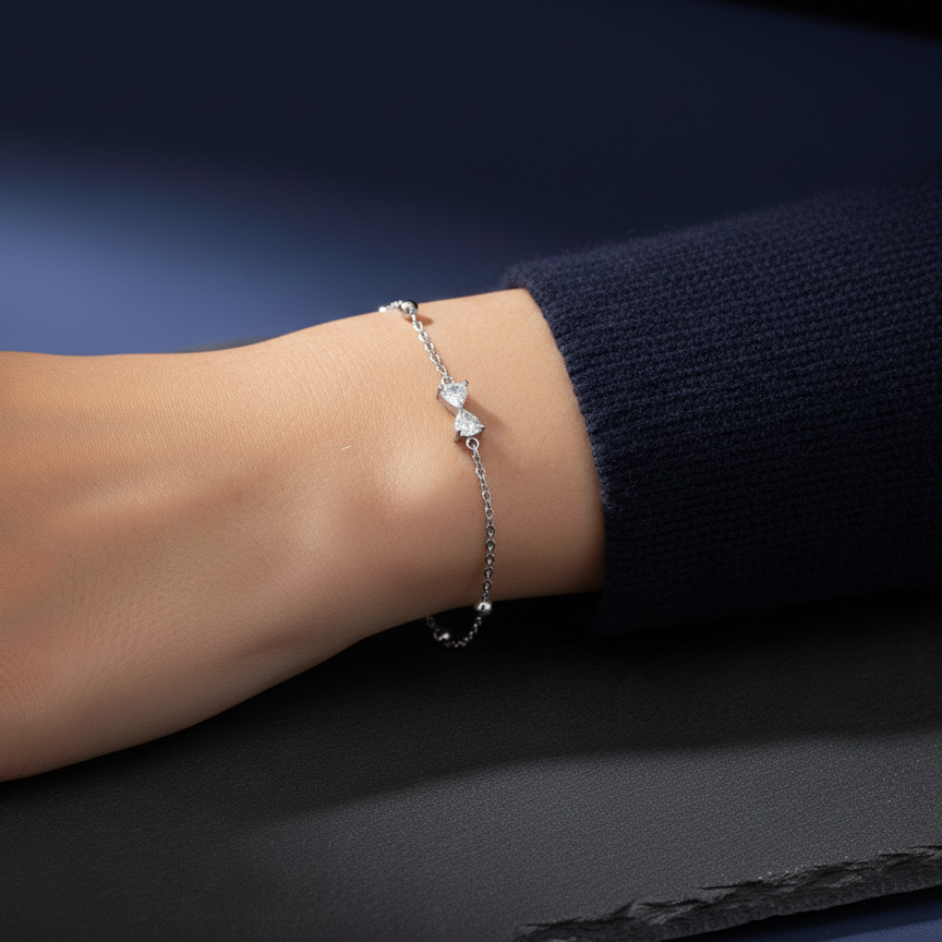 Juliet — Bow Chain Bracelet