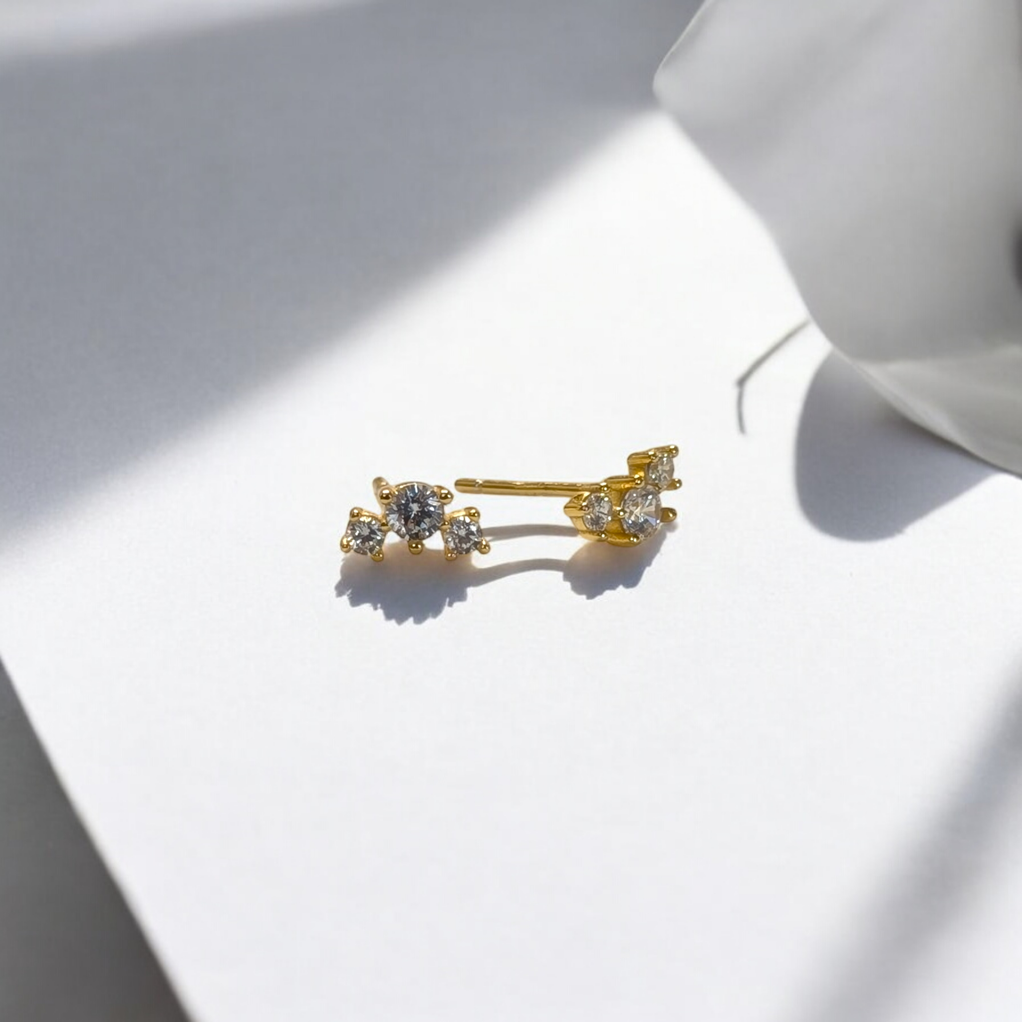 Gold earring with CZ